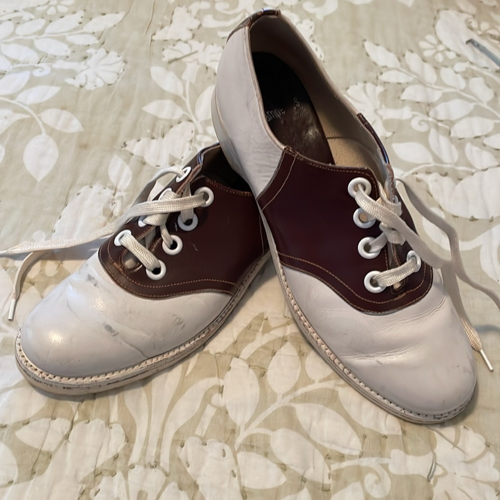 VTG brown & white sz 7 saddle shoes Leather Oxfords Shoe polish lace up eyelets